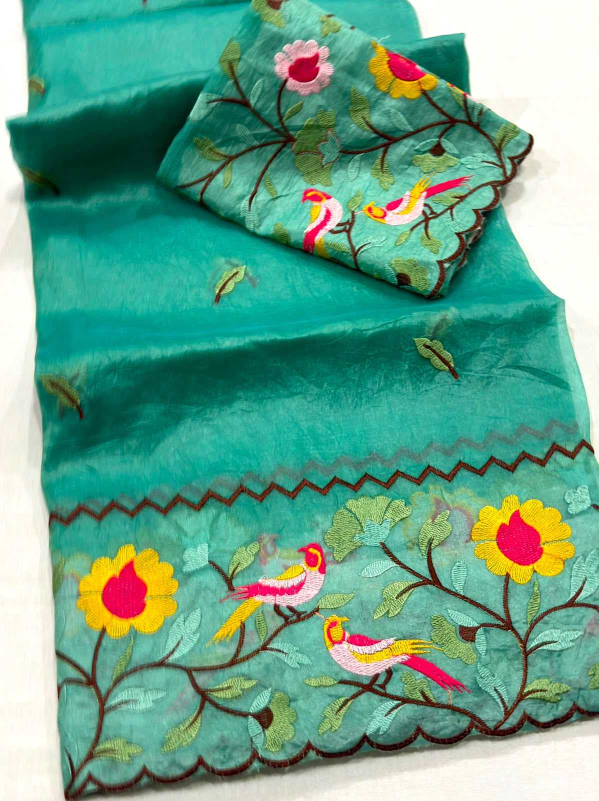 Ishani Crush Silk Soft Saree