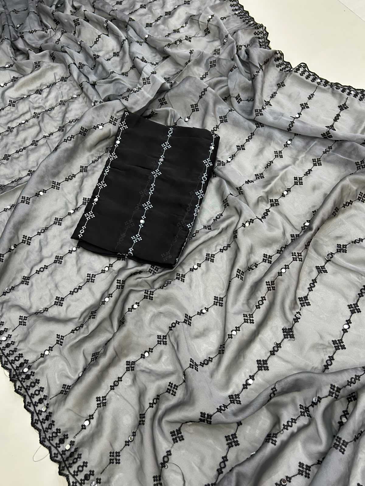 Jiya Space Silk Soft Saree