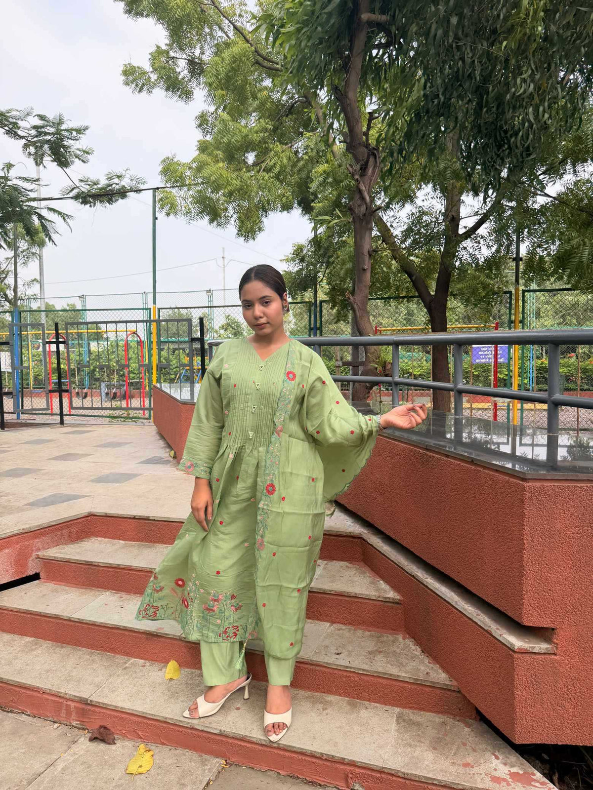 Aasmi Chanderi Soft Ladies Suit