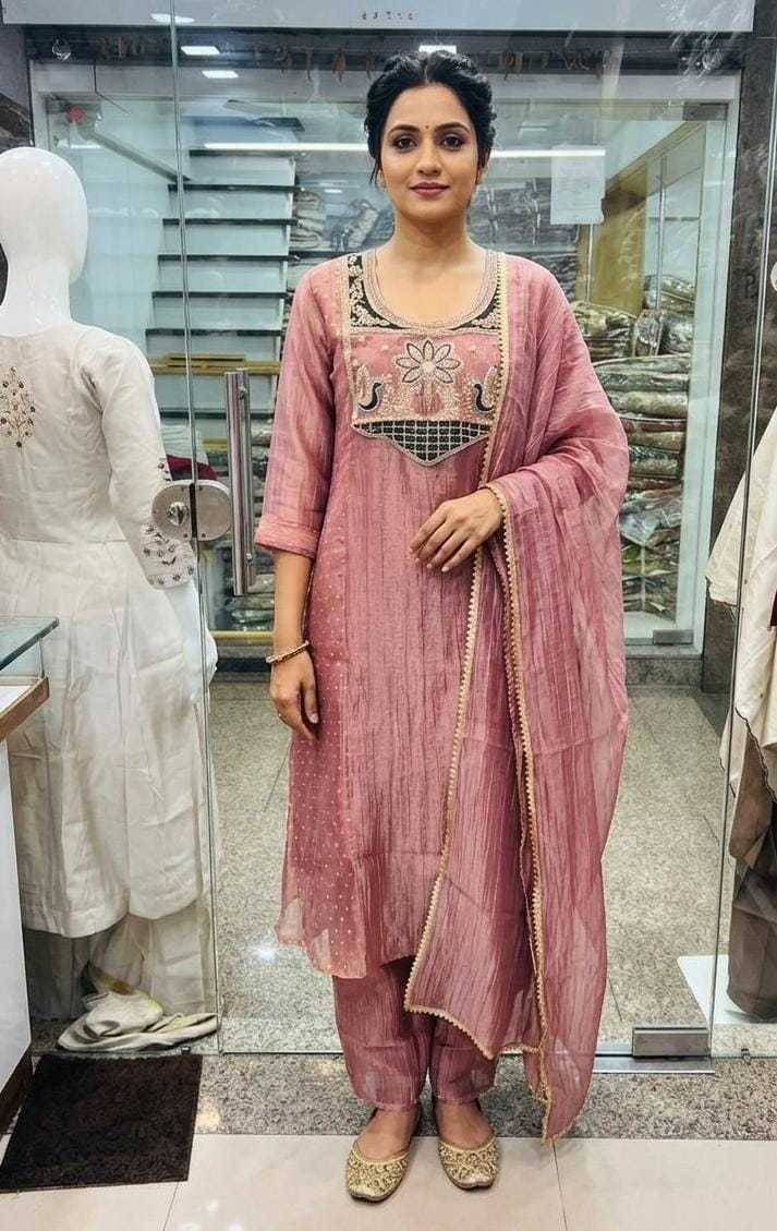 Gargi Fancy Party Wear Suit