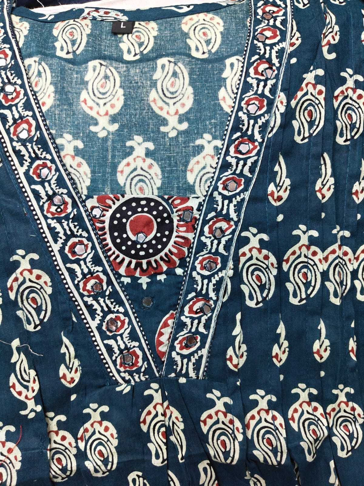 Hansika Cotton Printed Suit