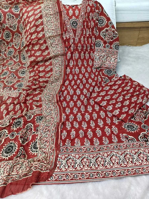 Hansika Cotton Printed Suit