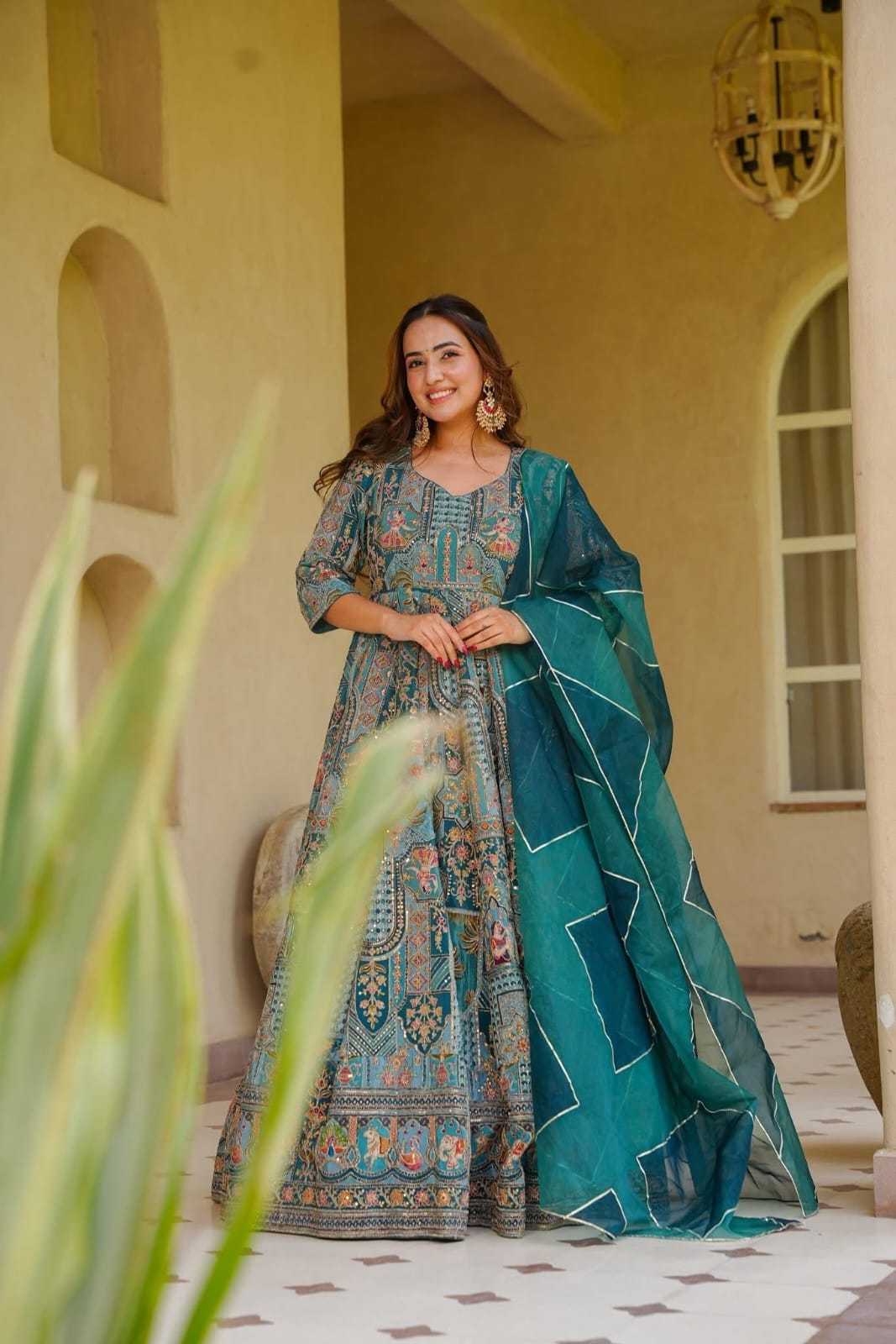 Chinon Anarkali Suit