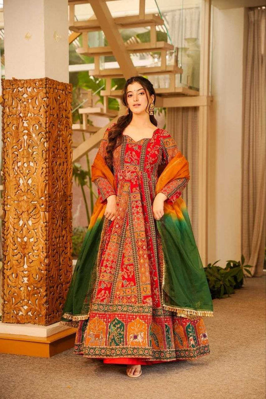 Chinon Printed Gown