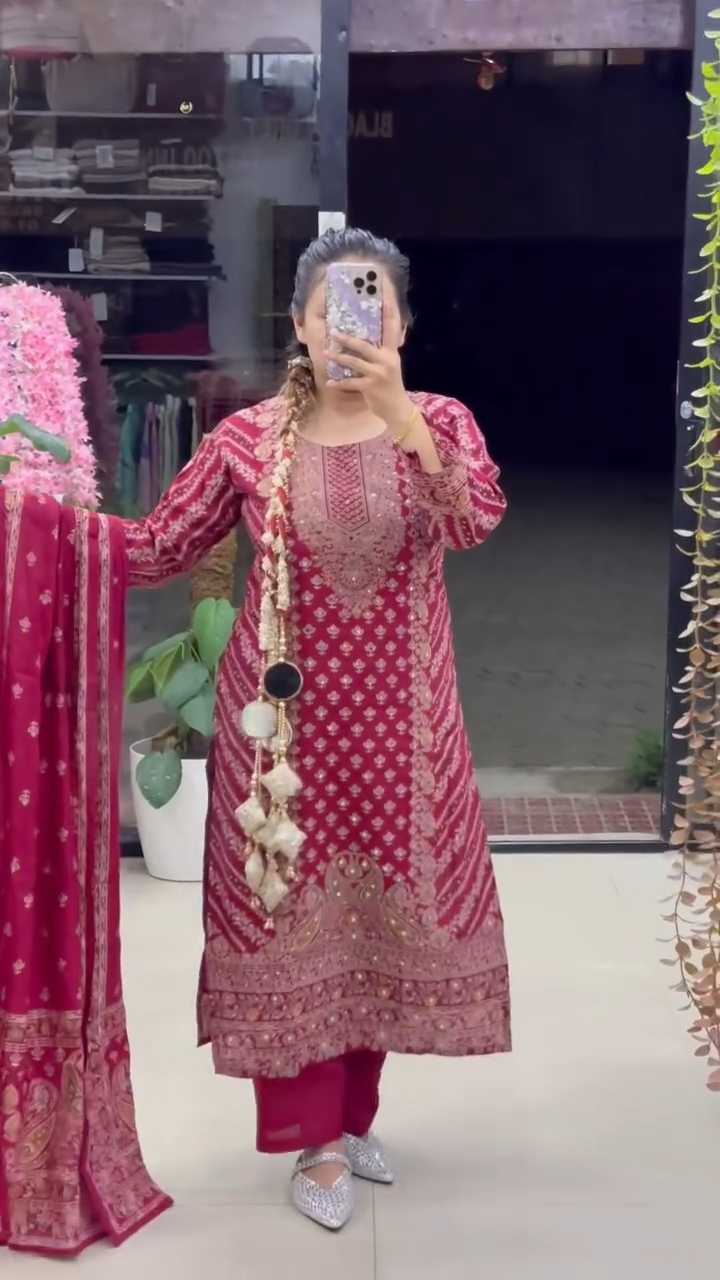 Muslin Embroidery Suit