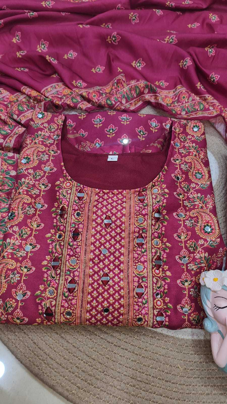 Muslin Embroidery Suit