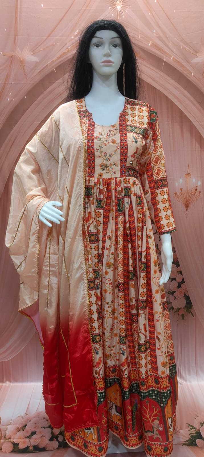 Chinon Silk Printed Gown 09