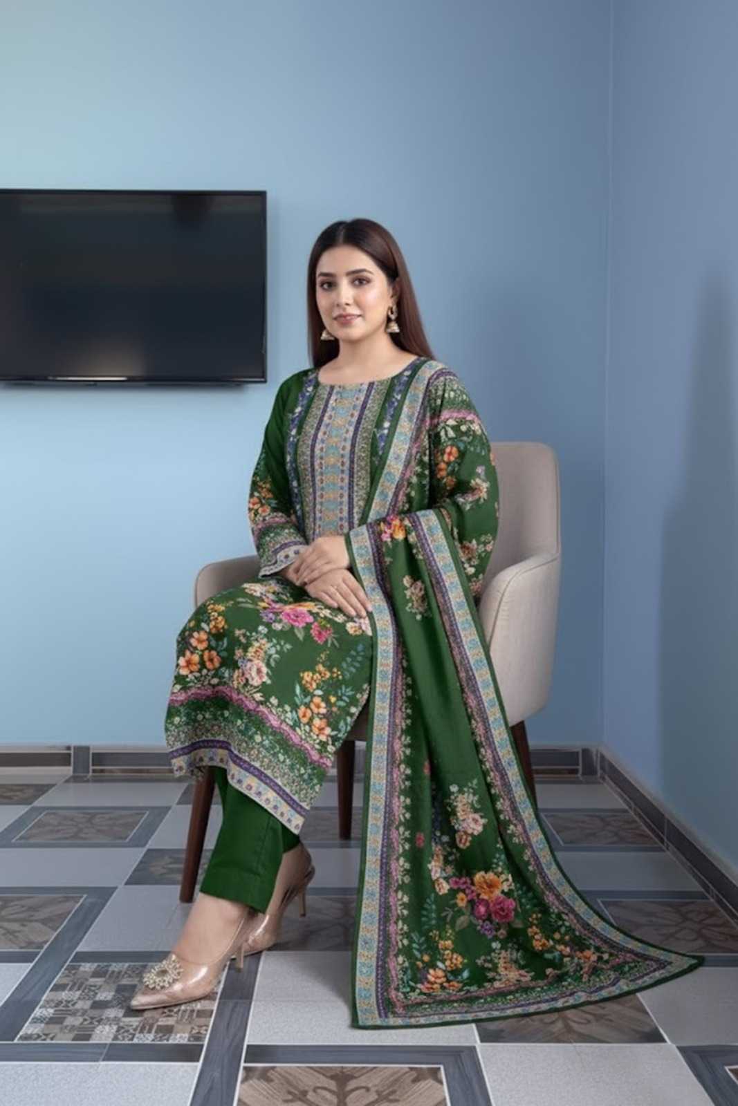 Maslin Printed Suit in Off White