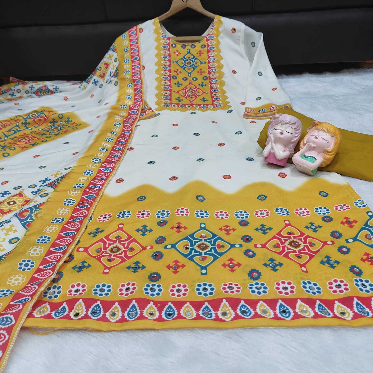 Tfits Maslin Embroidery Suit