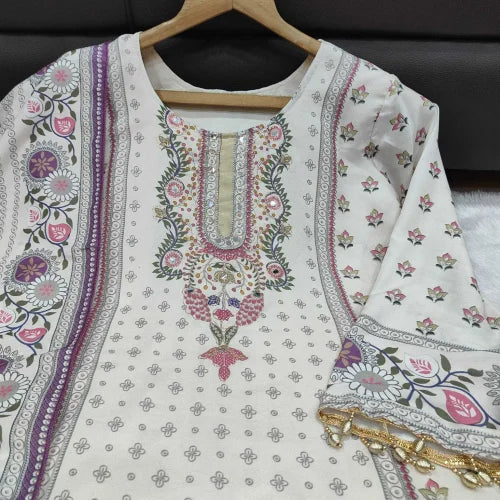 These Maslin Embroidery Suit
