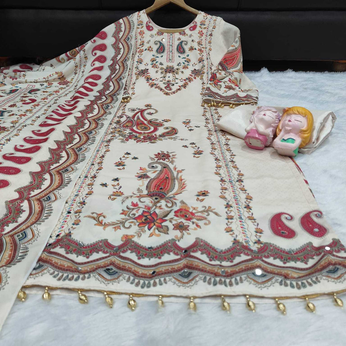 Top Maslin Embroidery Suit