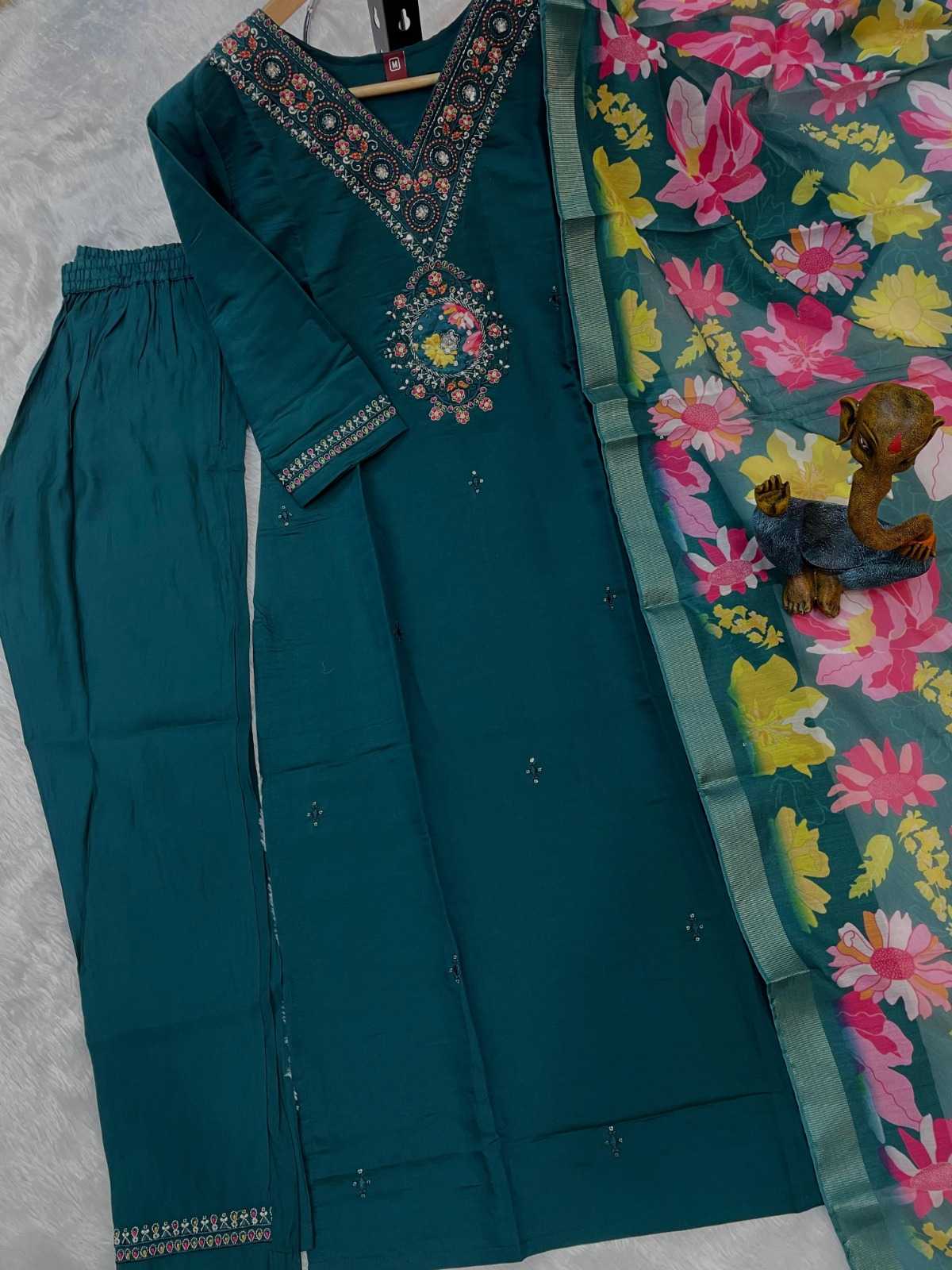 Viscose Embroidered Kurti