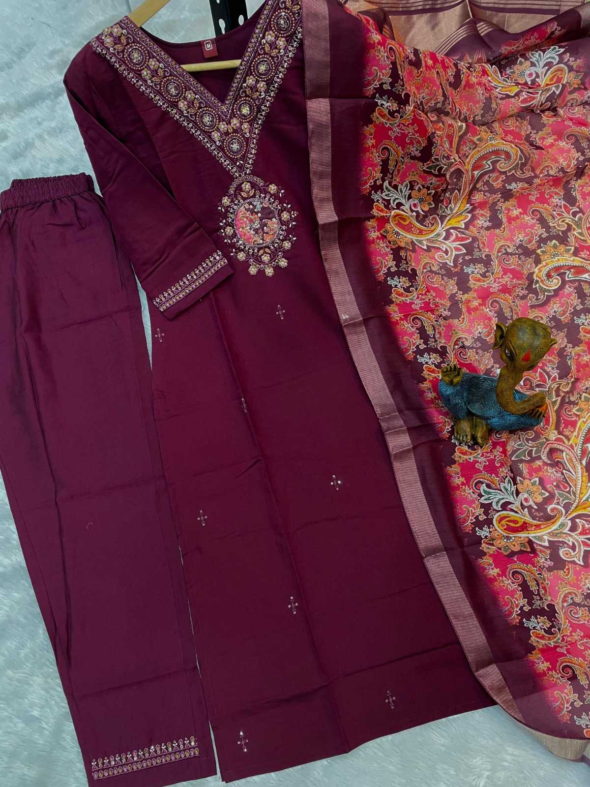 Viscose Embroidered Kurti