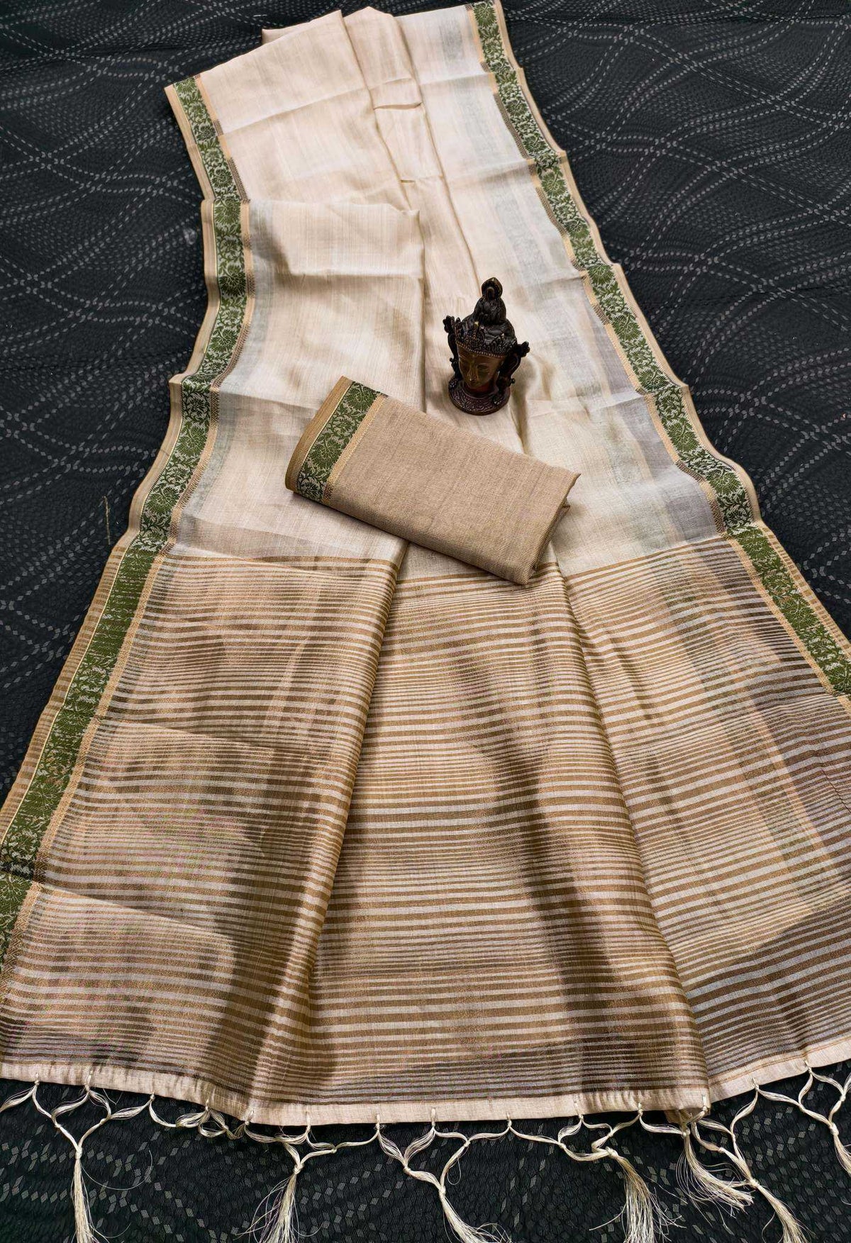 Amrita Tussar Silk Soft Saree in Teal