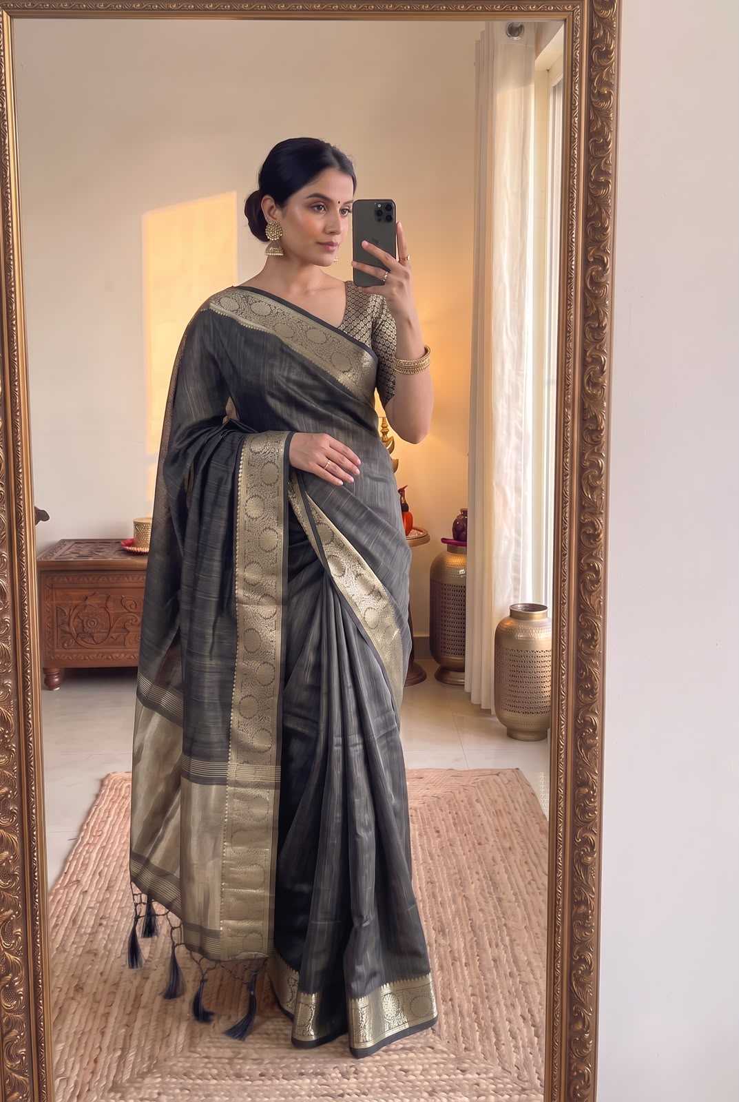 Flaguni Banarasi Soft Silk Saree