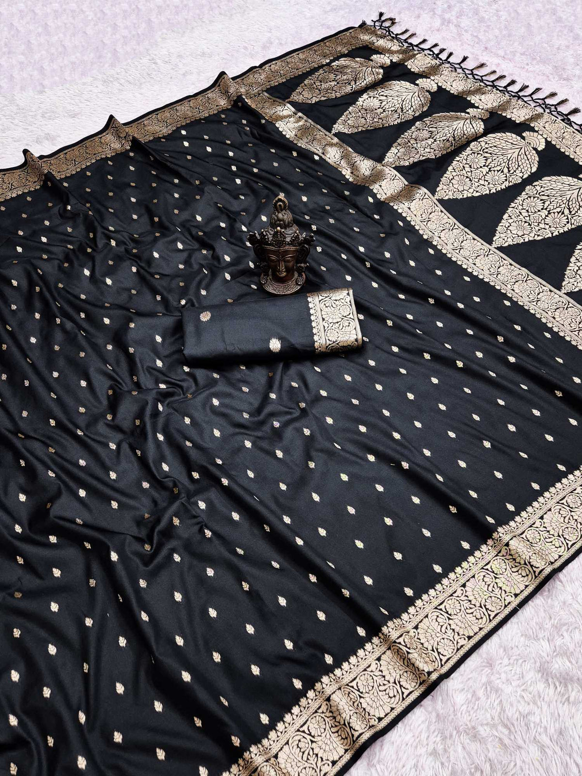 Kajal Banarasi Soft Silk Saree