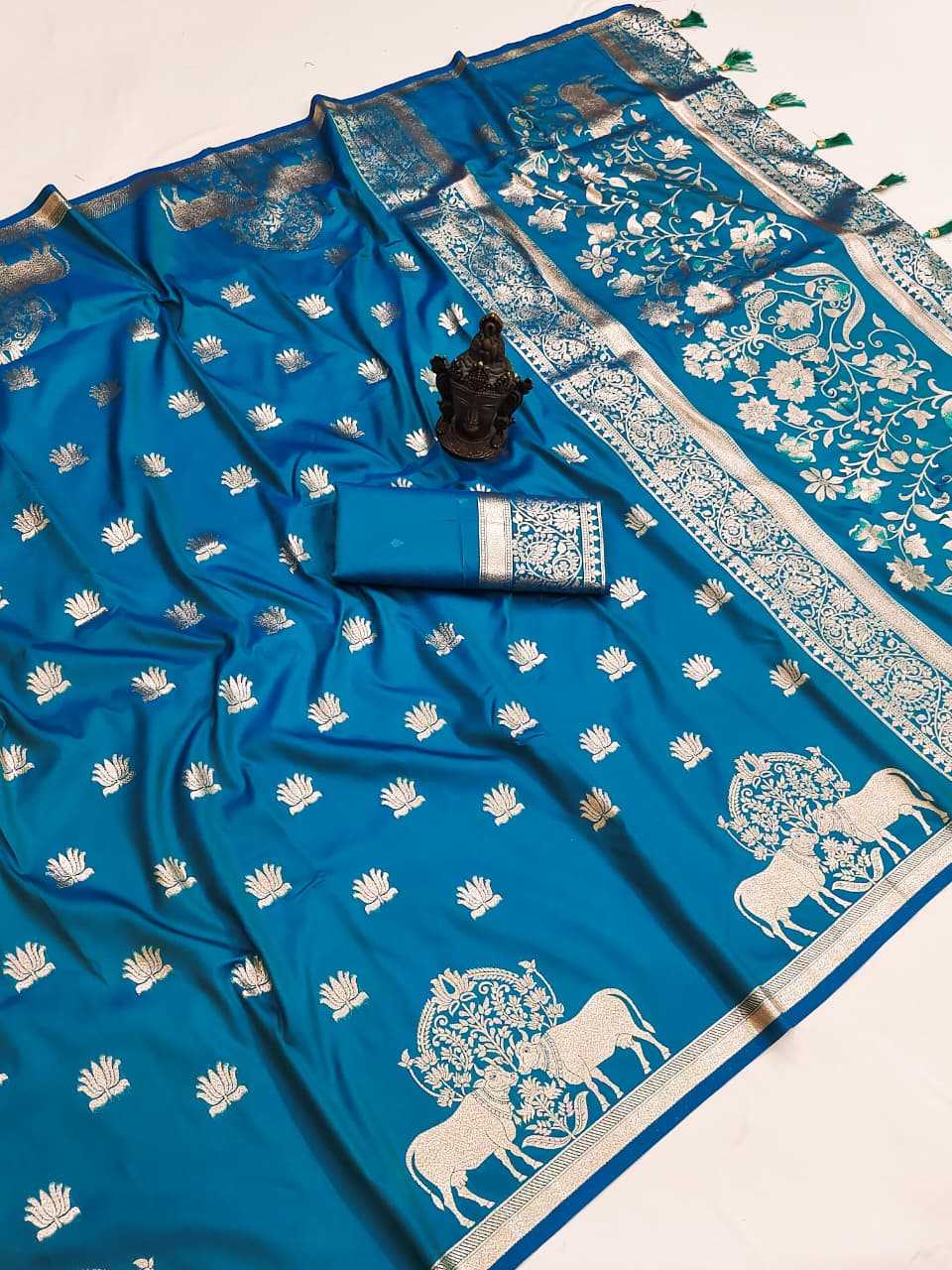 Zari Border Saree