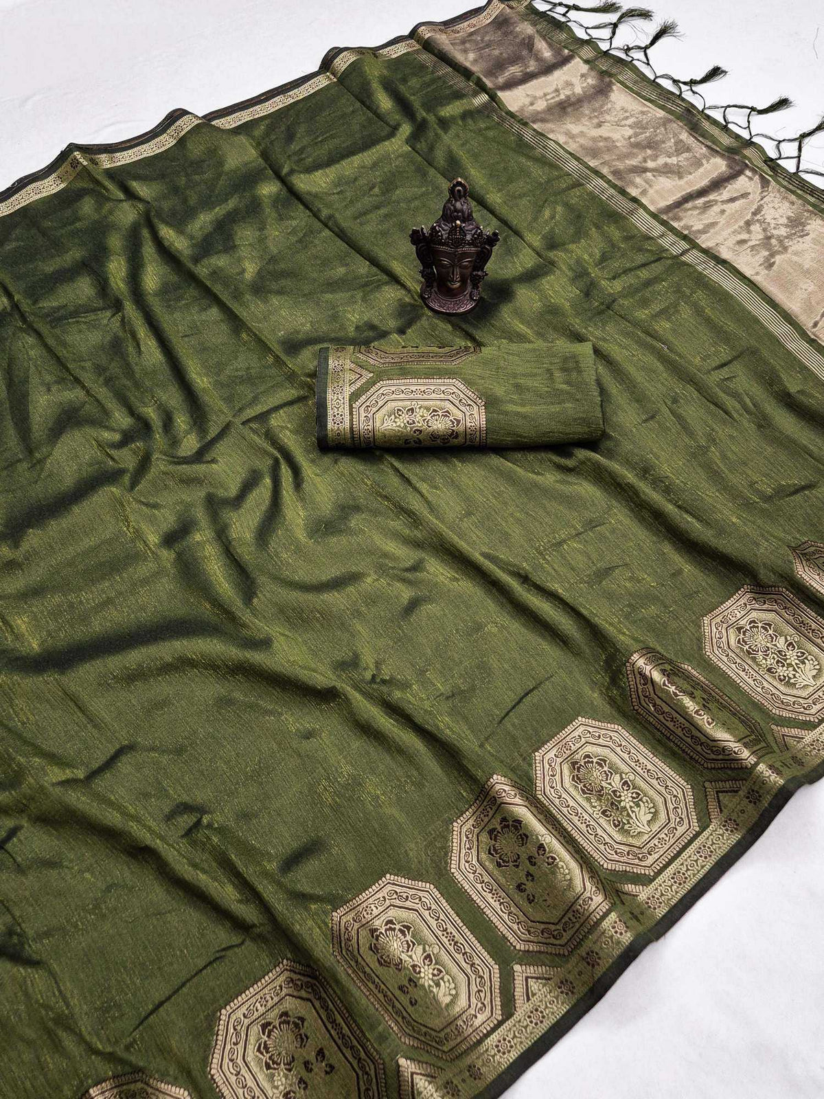 Mumtaj Banarasi Soft Silk Saree