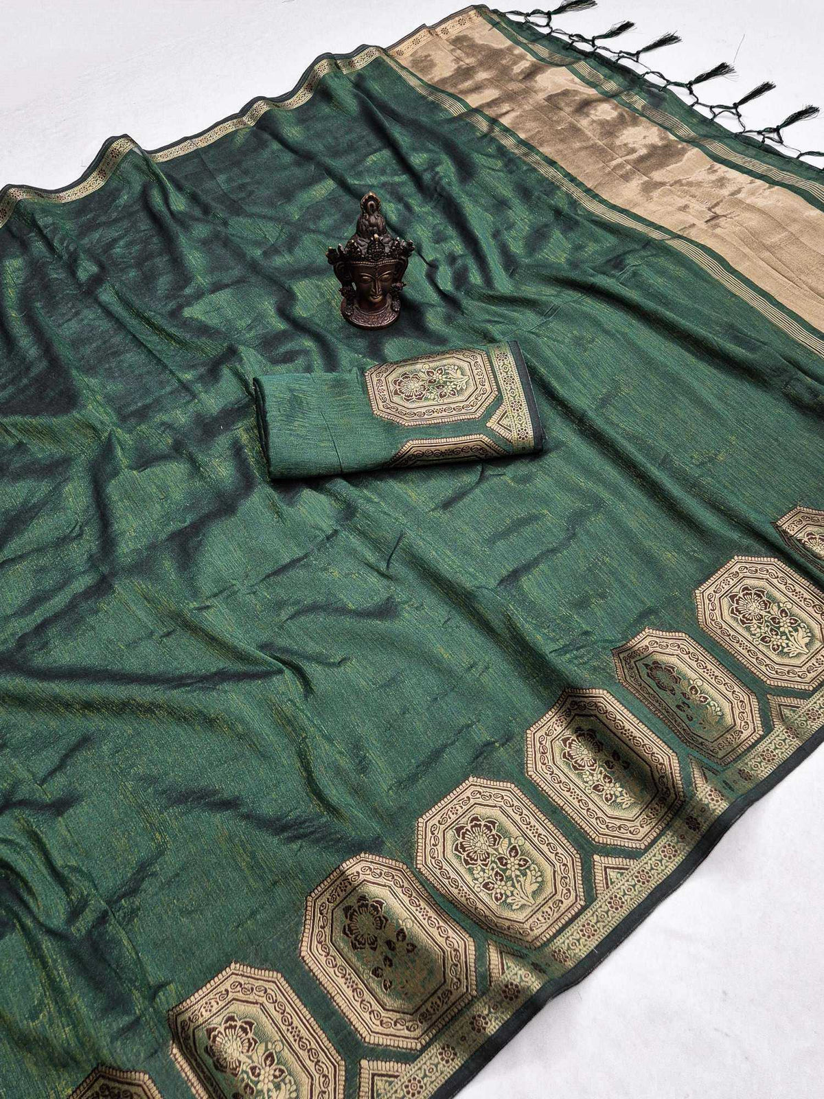 Mumtaj Banarasi Soft Silk Saree