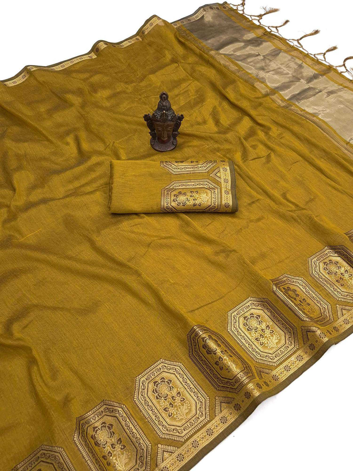 Mumtaj Banarasi Soft Silk Saree