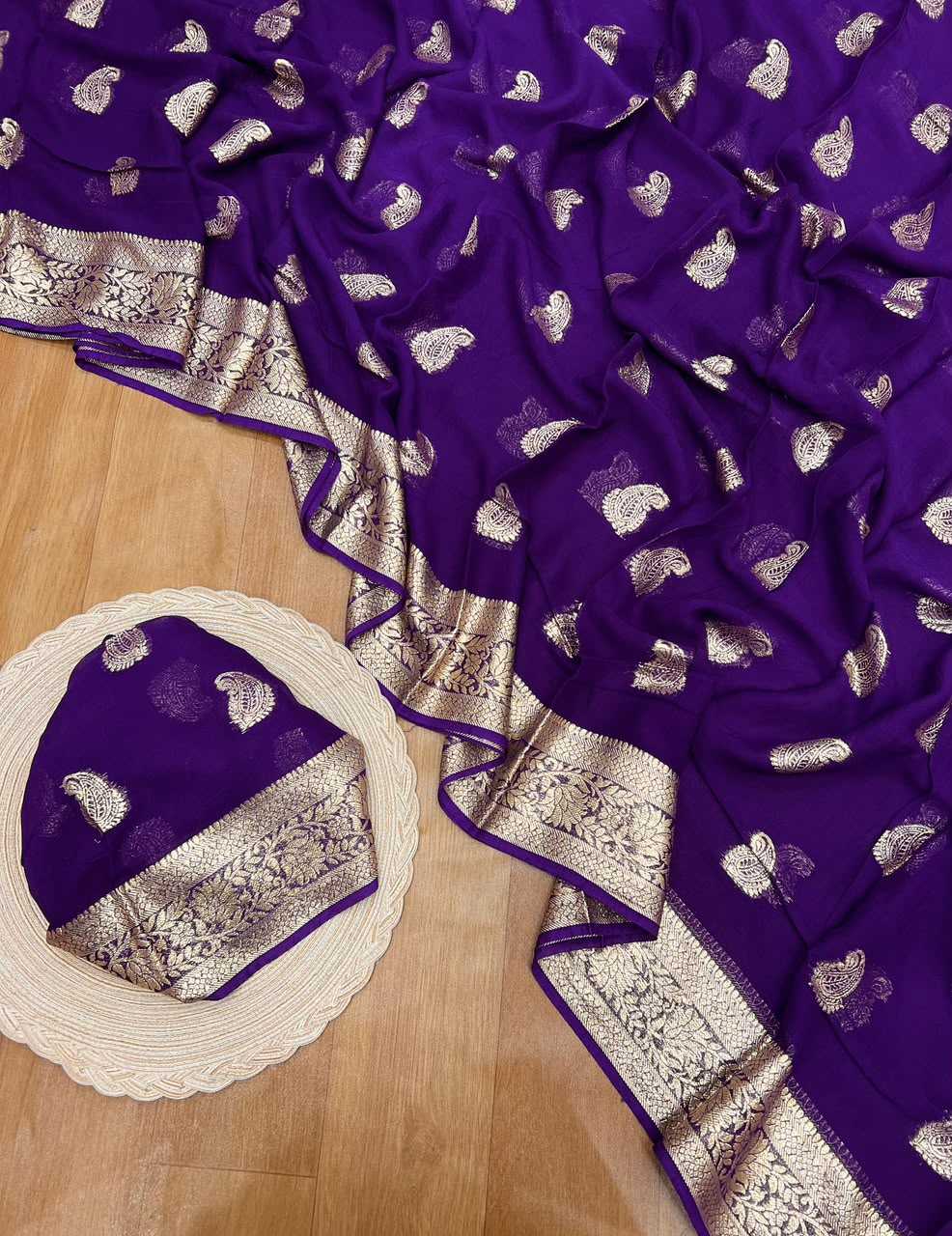Pure Viscos Georgette Saree