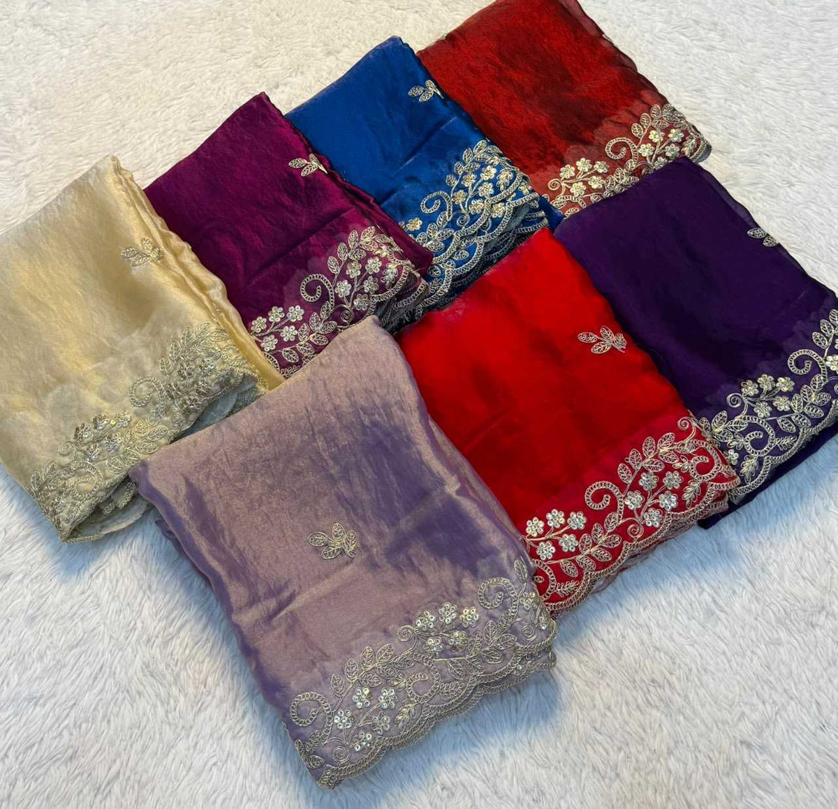Kavya Space Silk Soft Saree in Maroon