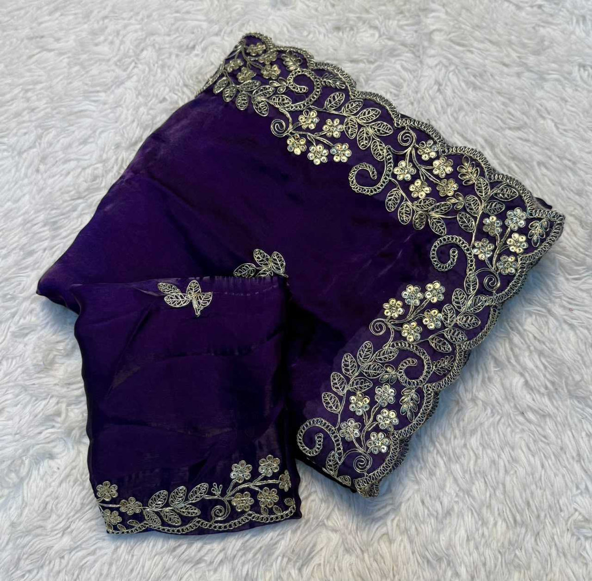 Kavya Space Silk Soft Saree in Maroon