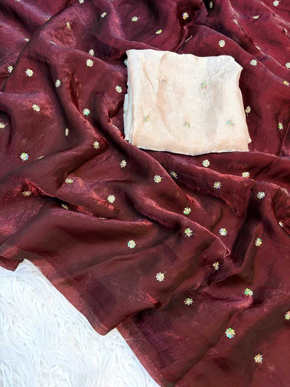 Pallavi Space Silk Soft Saree
