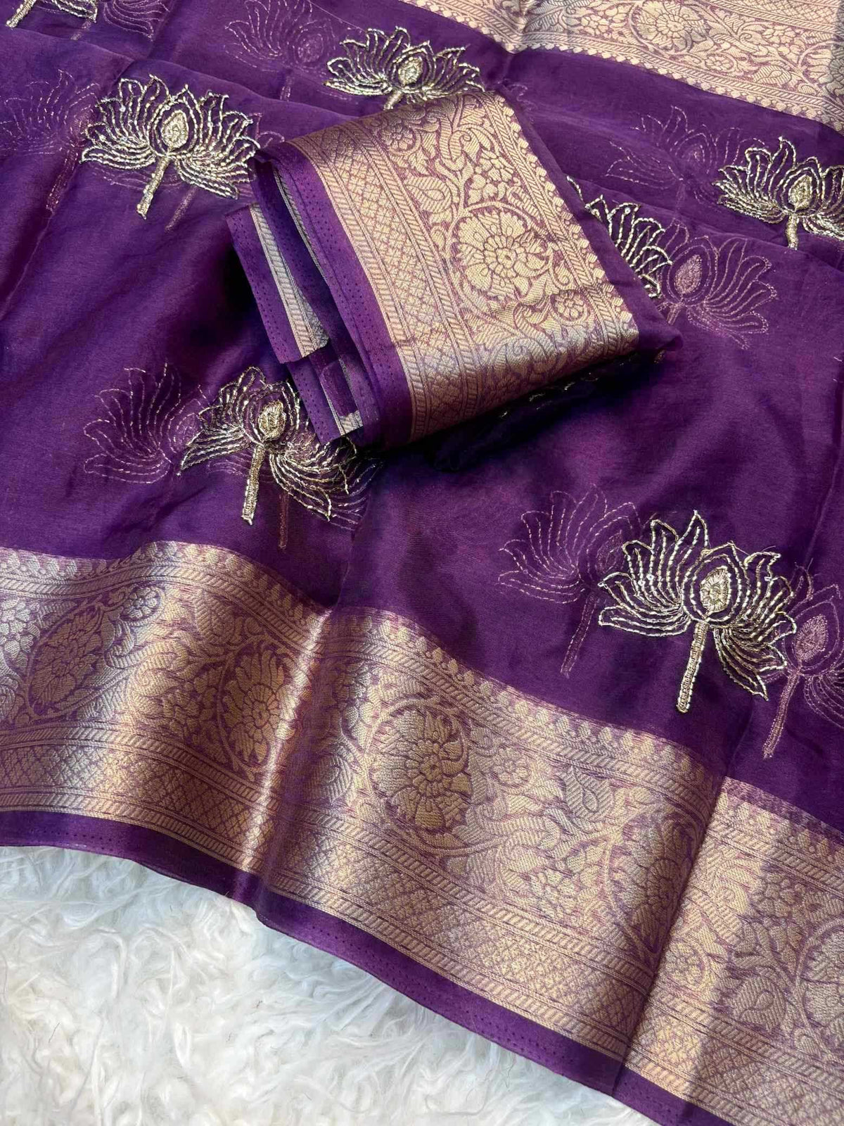 Abhaya Organza Saree