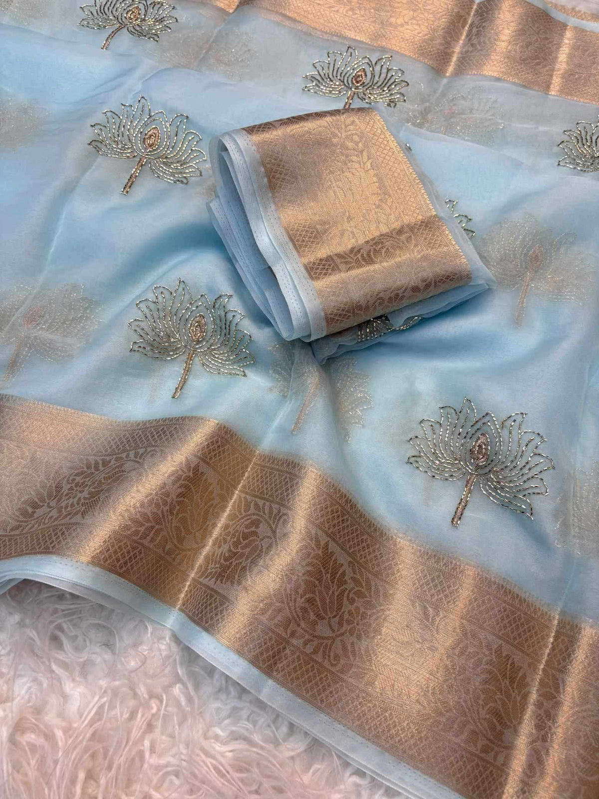 Abhaya Organza Saree