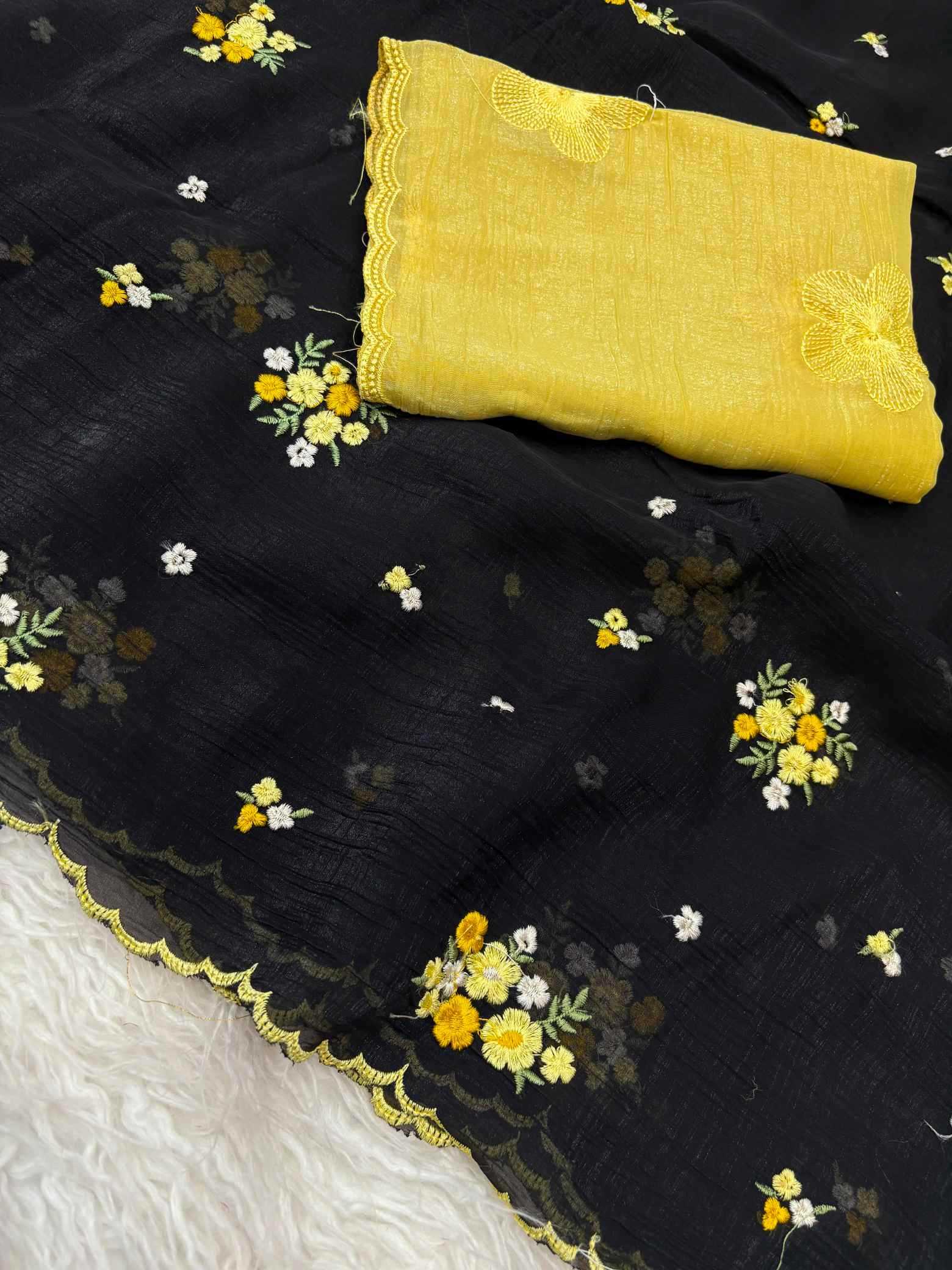 Crunchi Designer Saree