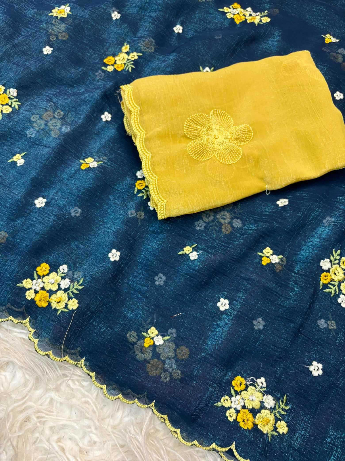 Crunchi Designer Saree