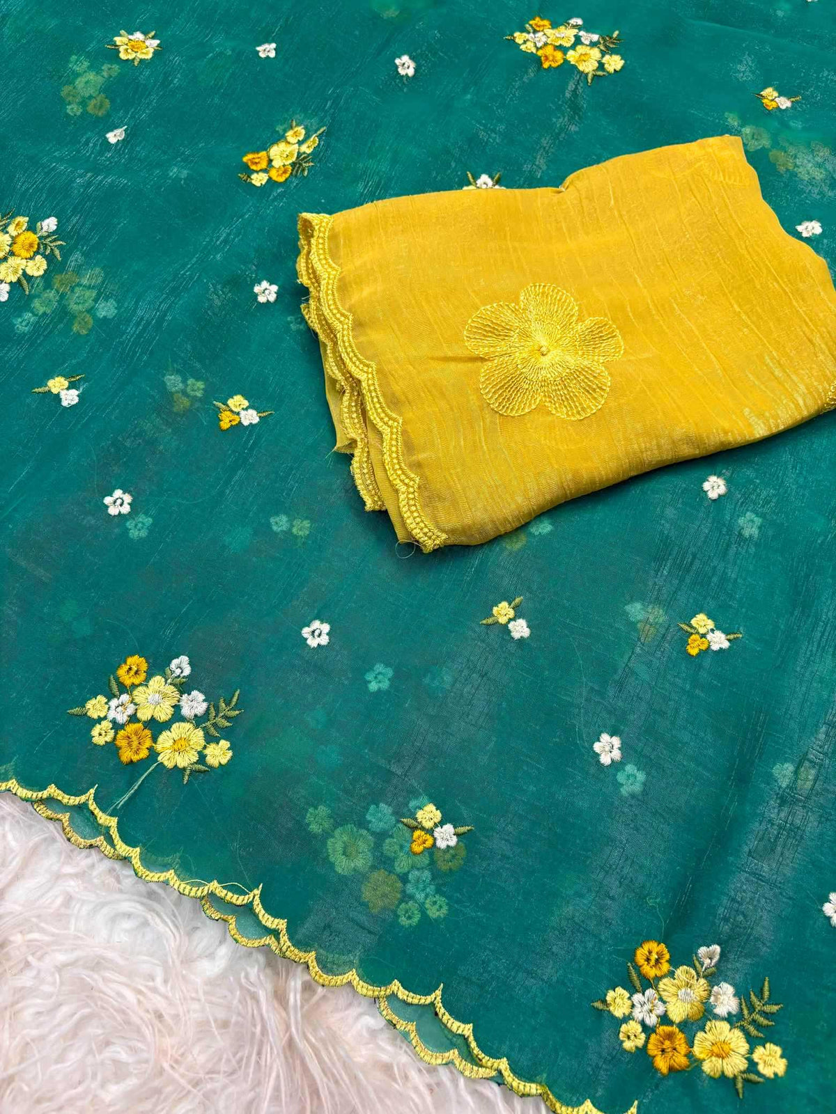 Crunchi Designer Saree
