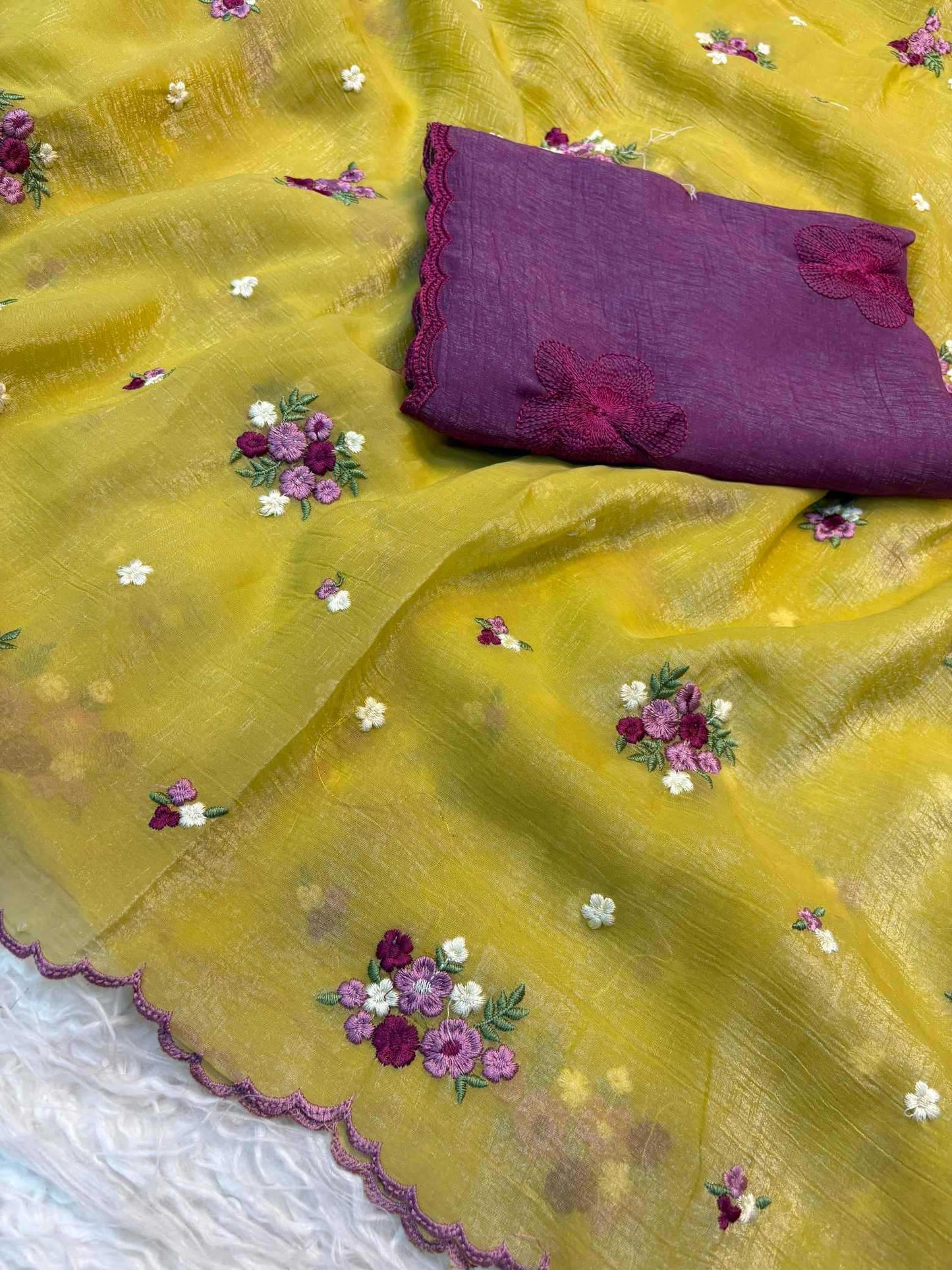Crunchi Designer Saree