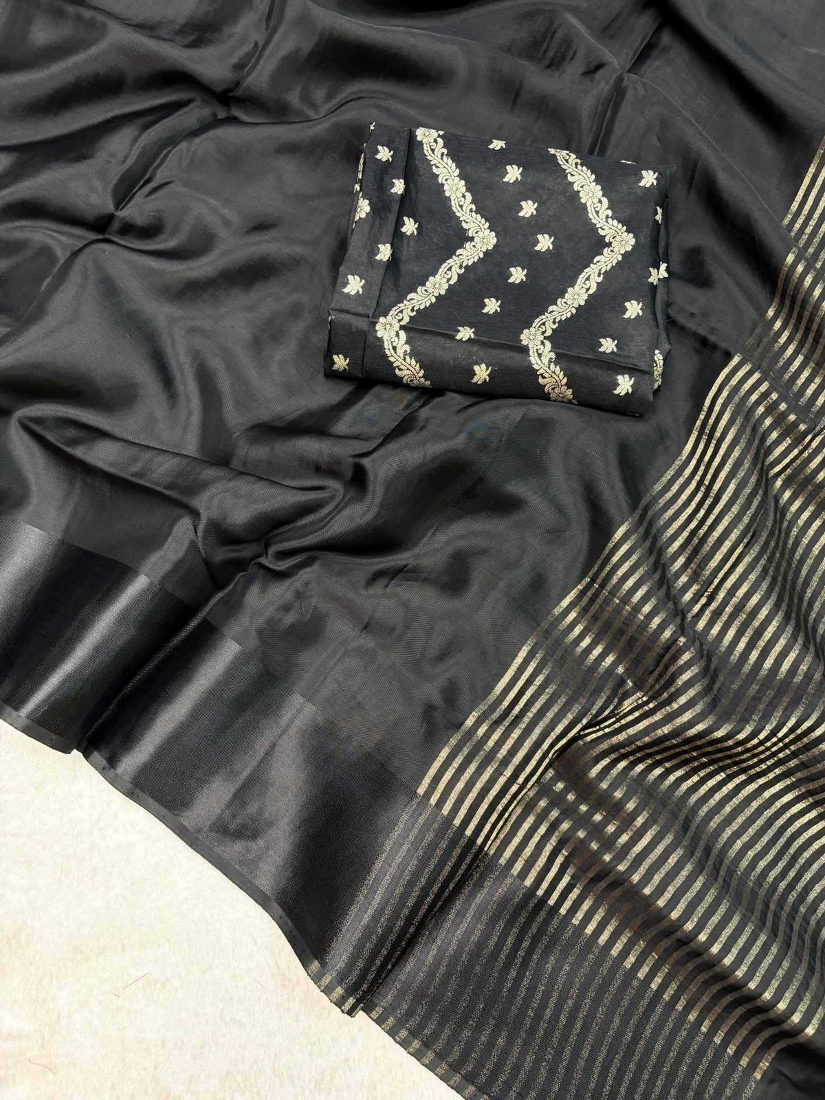 Devanshi Pure Viscos Designer Saree