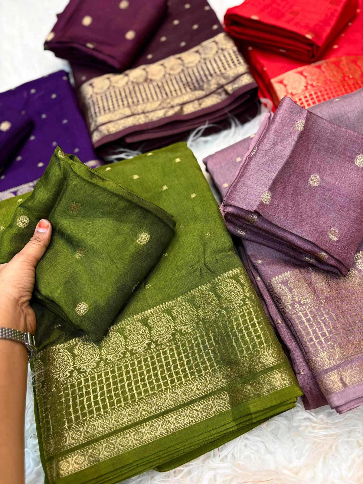 Shree Dola Jacquard Designer Saree