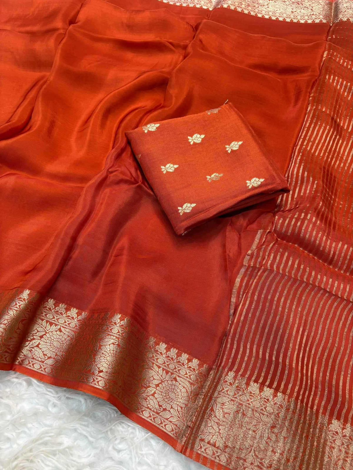 Shree Maysoor Pure Viscos Designer Saree in Red