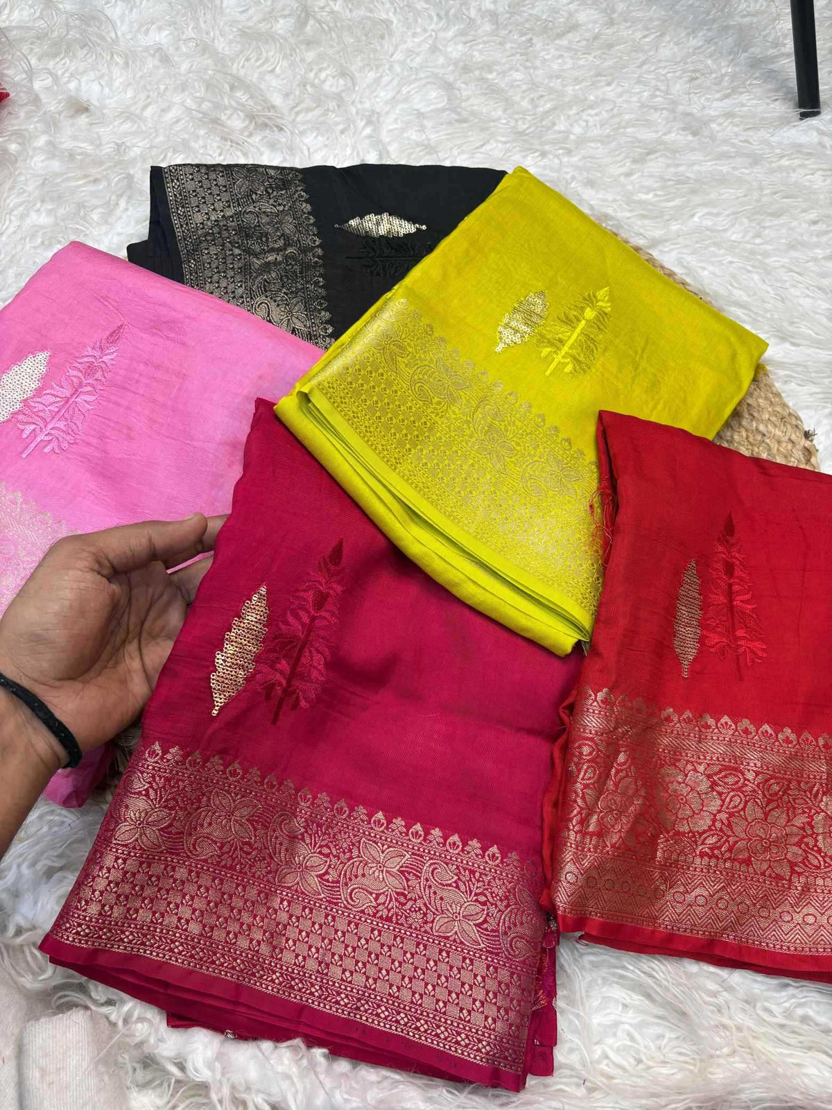 Shree Pure Viscos Designer Saree in Red