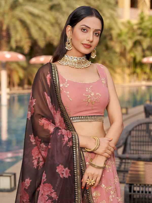 Georgette Lehenga in Matching •