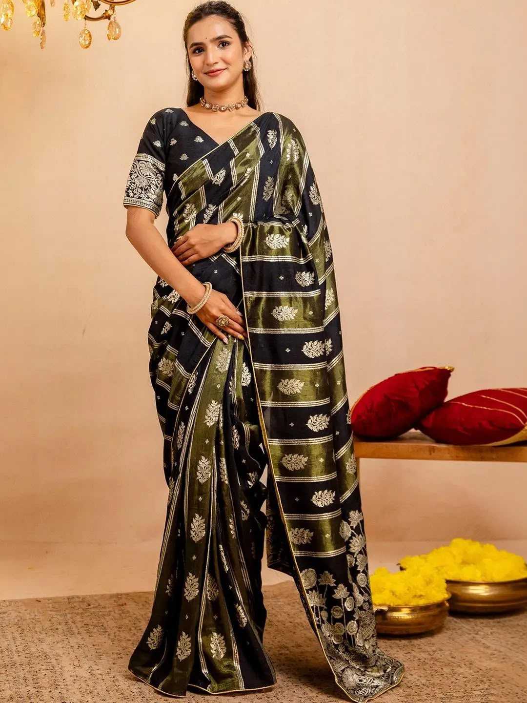 Dola Silk Butta Saree