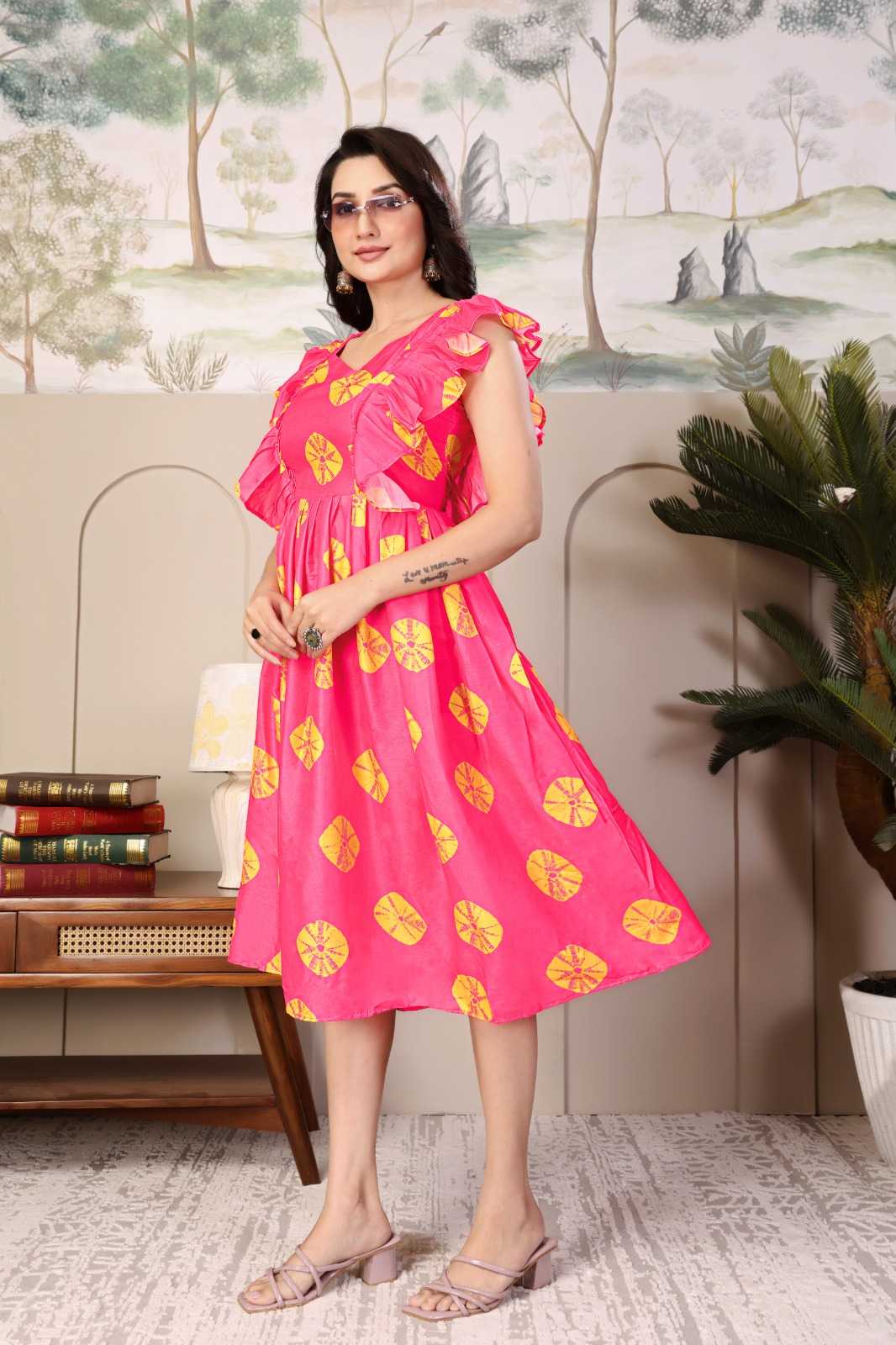Laddu Muslin Printed Gown