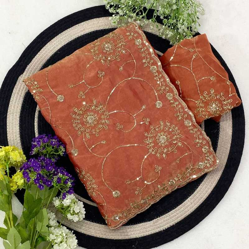 Pavitra Space Silk Traditional Saree