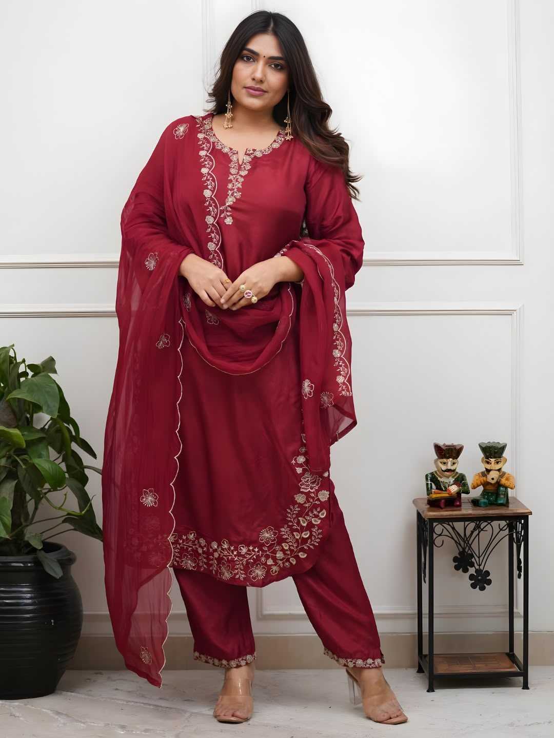 Heavy Roman Silk Embroidery Suit