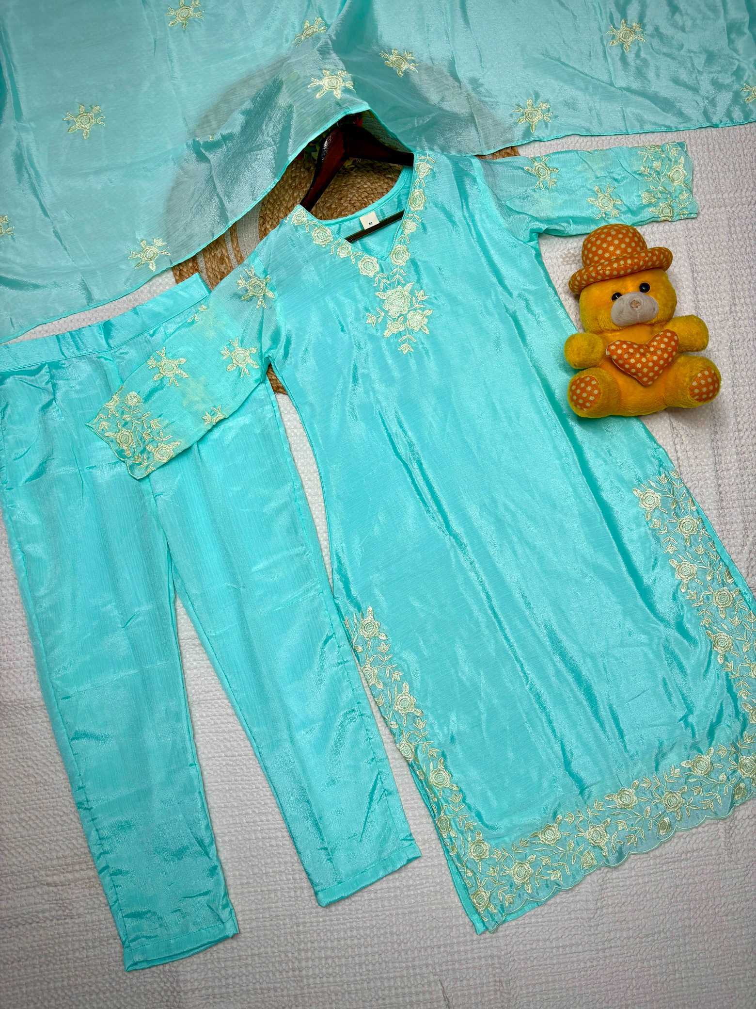 Chinon Ladies Suit