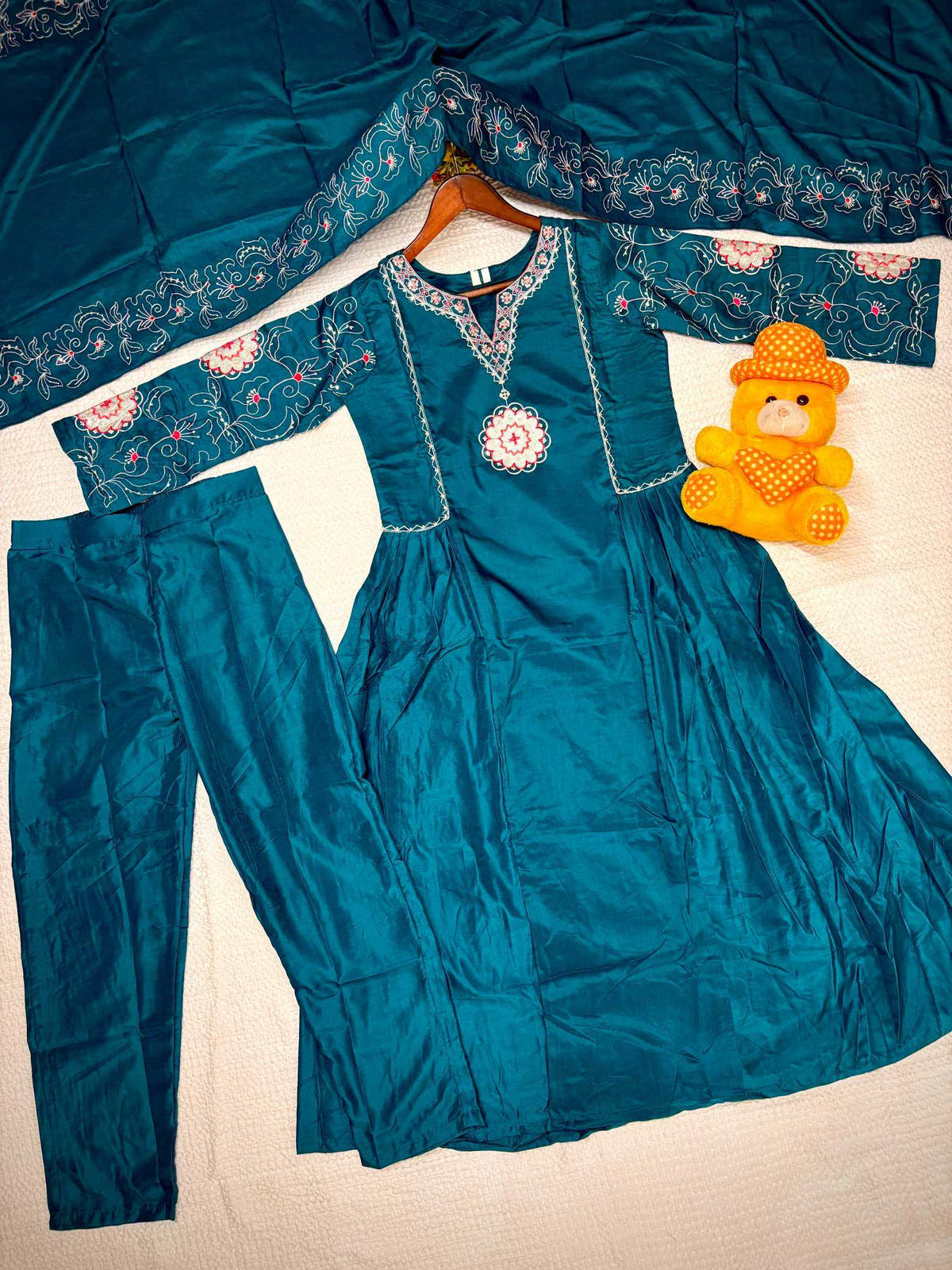 Muslin Embroidery Suit