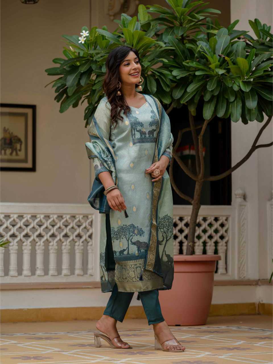 Jacquard Party Wear Suit