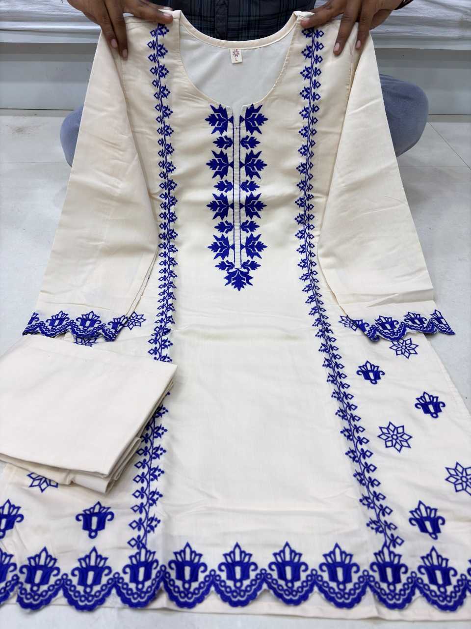 Chanderi Silk Embroidery Suit