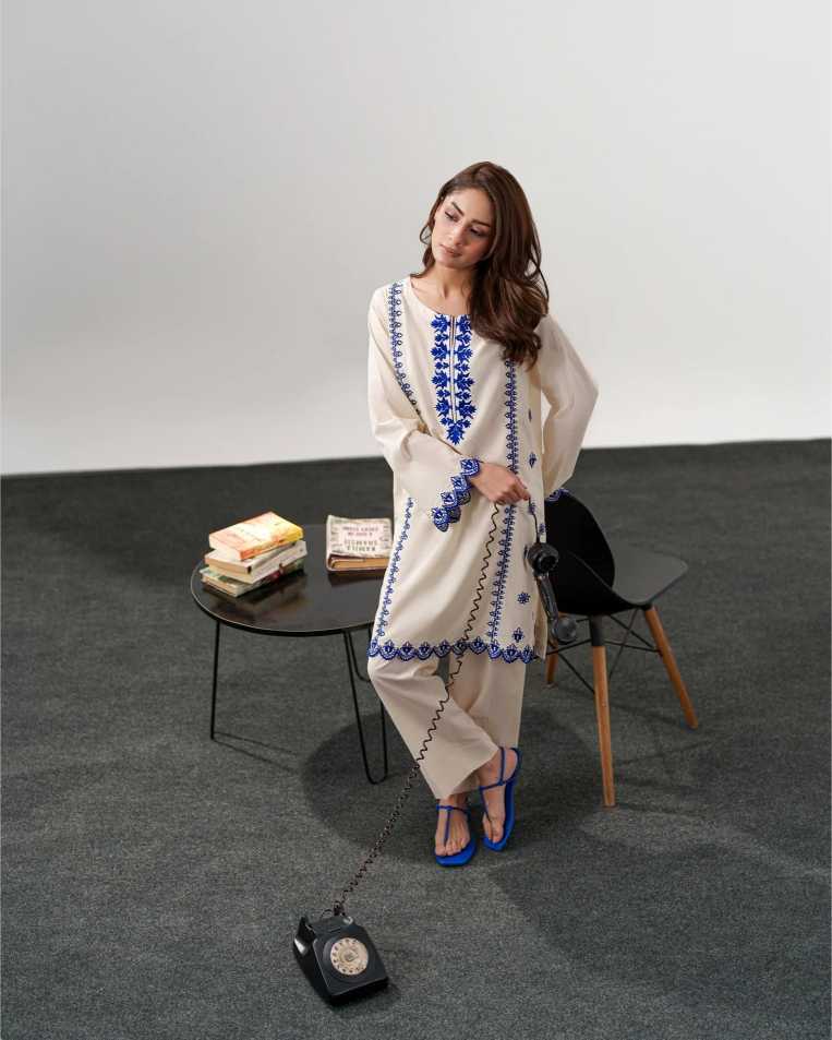 Chanderi Silk Embroidery Suit