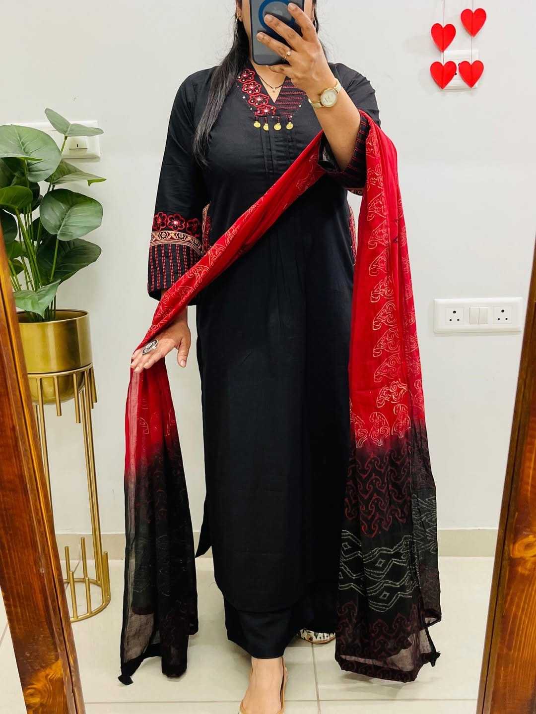 Soni Cotton Suit