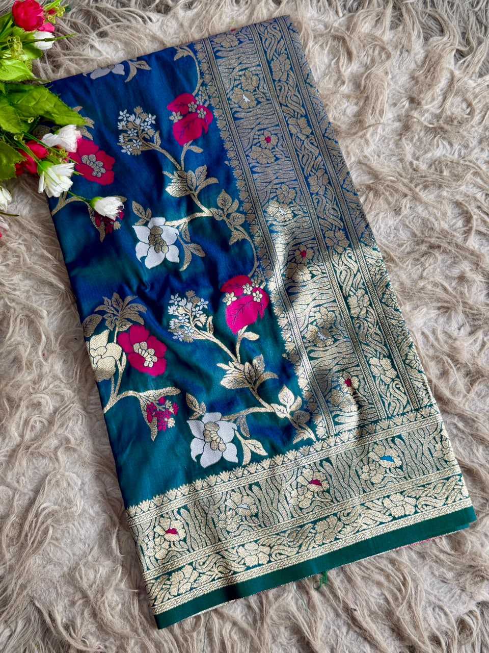 Jiya Soft Jamdani Designer Saree